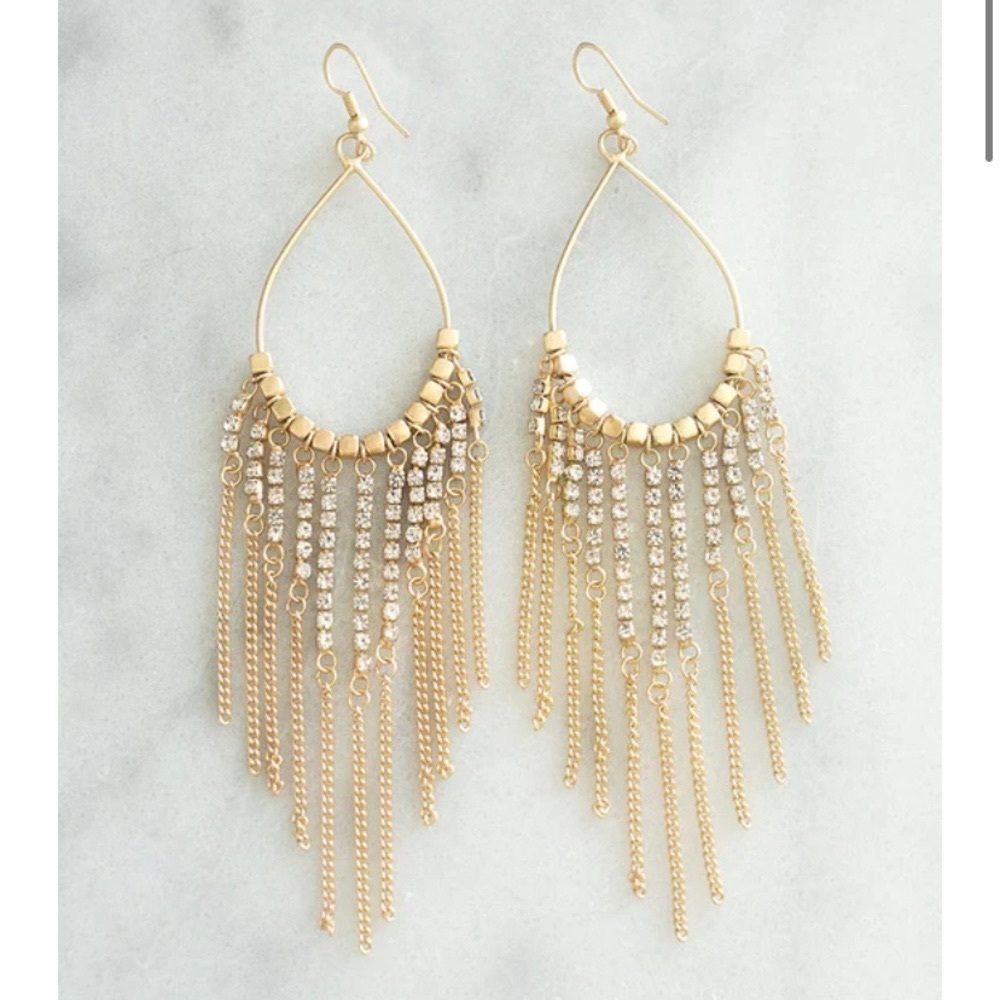 Athena earrings in matte gold